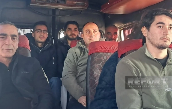 Böyük Qayıdış: Köç karvanları Xankəndi, Xocalı və Ağdərəyə çatıblar: Açarlar təqdim olunub