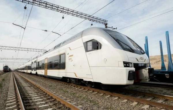 Bakıdan Tbilisiyə əlavə qatar reysi AÇILIR?