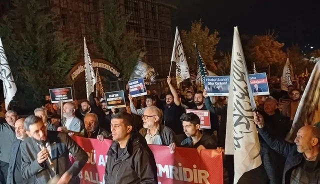 Bir aylıq "qardaş" qaralama kampaniyası