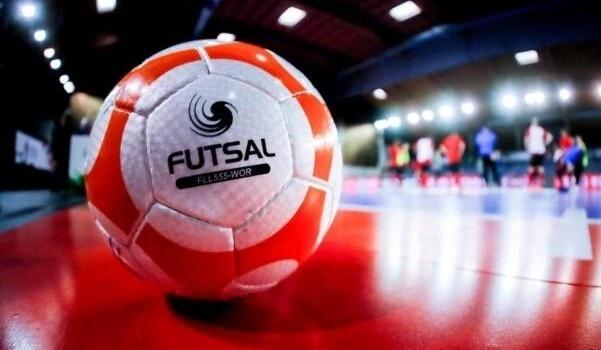 Ukraynalılar ermənilərlə əl görüşməsindən imtina etdi