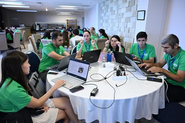 "Azərsun Holdinq"in sponsorluğu ilə "Wikipedia"nın 25 illik yubileyinə həsr olunan "Viki Mingəçeviri sevir" beynəlxalq düşərgəsi başa çatıb