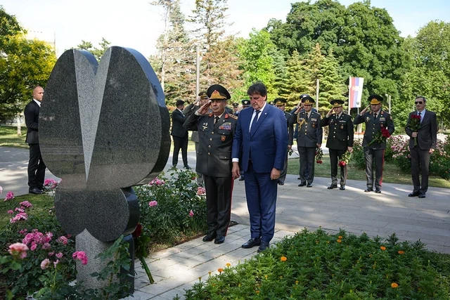 Azərbaycanın müdafiə naziri Serbiyada mühüm müzakirələr apardı - FOTO