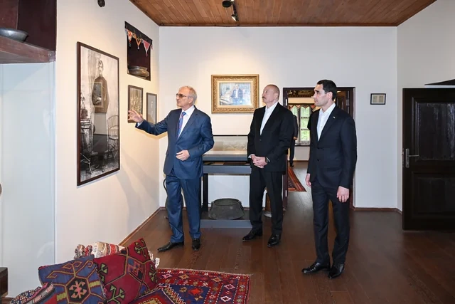 İlham Əliyev və Sərdar Berdiməhəmmədov Şuşada Bülbülün ev-muzeyində olublar - FOTO