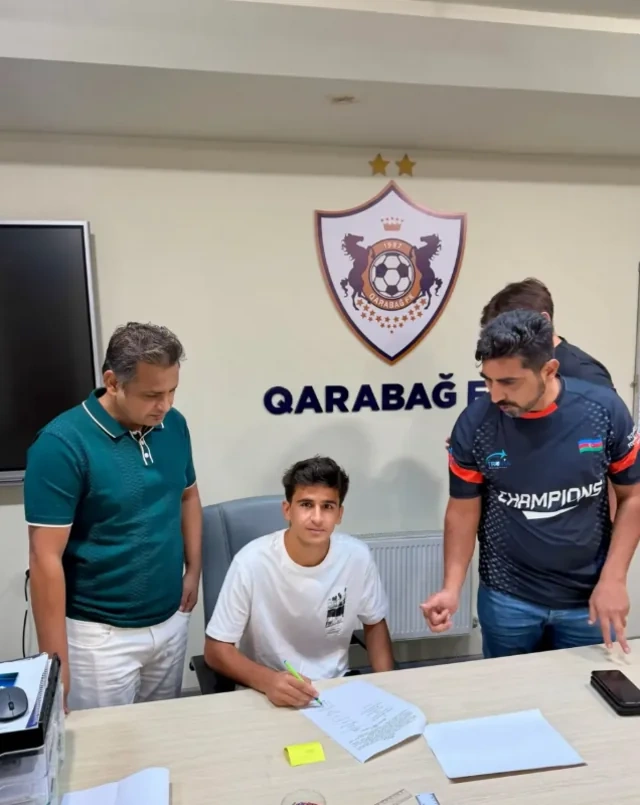 "Qarabağ" Pakistan millisinin kapitanını heyətinə qatıb - FOTO