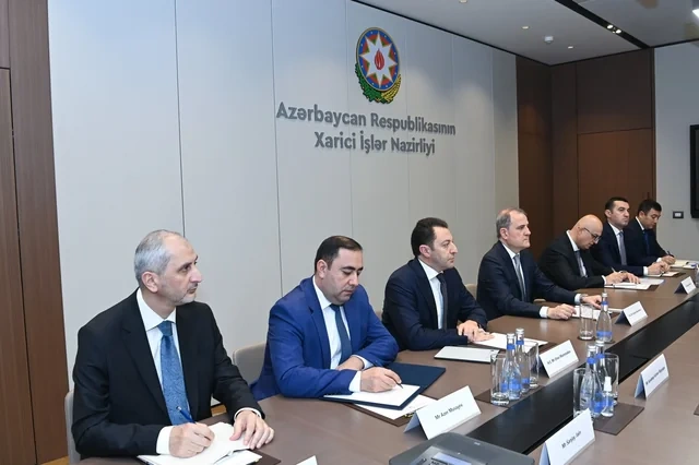Ceyhun Bayramov hindistanlı həmkarı ilə görüşdü: Nələr müzakirə edildi? - Foto