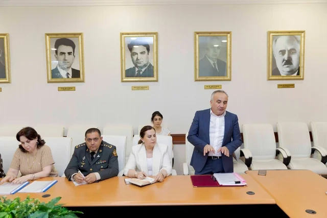 ATU-da tibb ixtisasları üzrə yeni tədris proqramlarının ilkin müzakirəsi keçirilib - FOTO