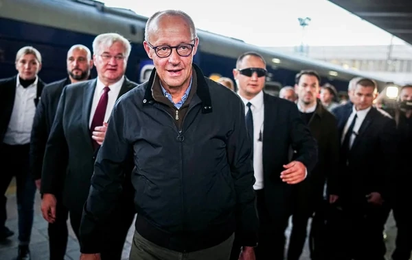 Merts gözlənilmədən Kiyevə səfər etdi