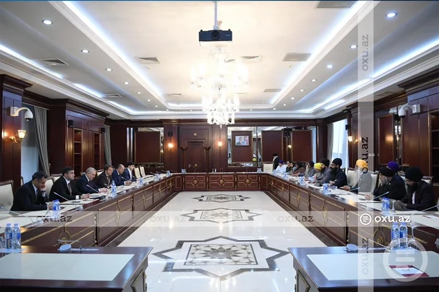 Milli Məclisdə Beynəlxalq Siqh Federasiyasının nümayəndələri ilə müzakirə aparıldı - FOTO
