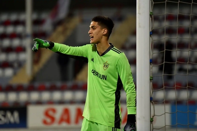 "Qarabağ"ın futbolçusu oyuna çıxmaqdan imtina etdi