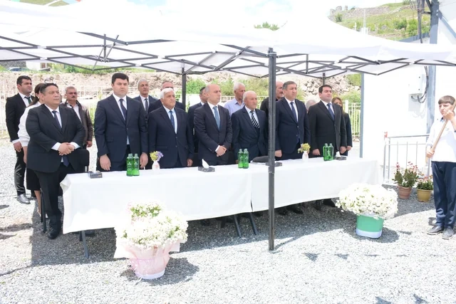 Kəlbəcərdə tək məzun üçün "Son zəng" keçirildi - FOTO