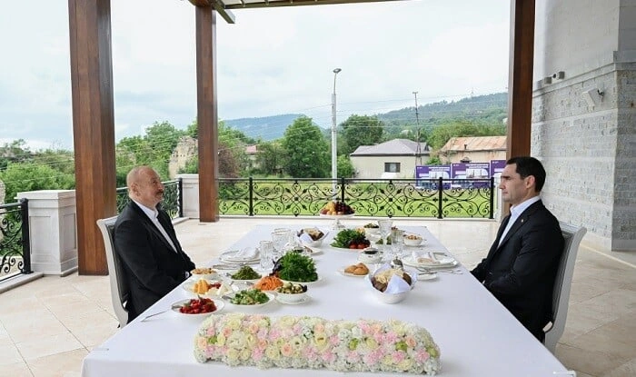 Prezidentlər Şuşada birgə nahar etdi