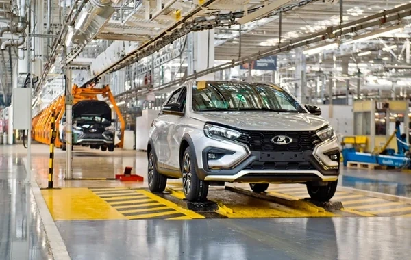 "AvtoVAZ" istehsal xətlərini bağlayır: "Lada" avtomobillərinin satışları niyə azalır?
