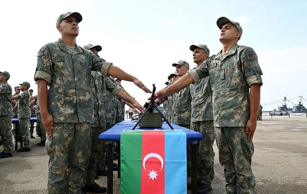 Müdafiə Nazirliyindən əsgərlərlə bağlı YENİ QƏRAR