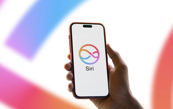 "Apple" "Siri"ni "ChatGPT"yə bənzər çatbota çevirəcək