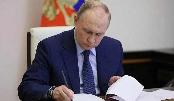 Putin xanımı Udmurtiyanın rəhbər əvəzi təyin etdi