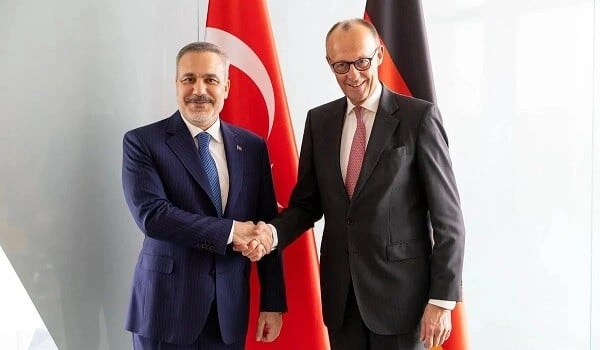 Hakan Fidan Merzlə görüşdü