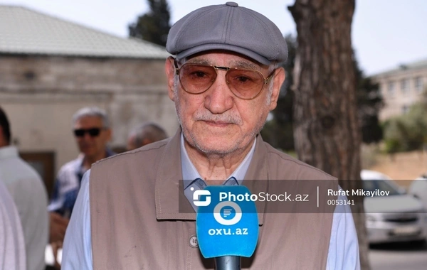 Xalq artisti: "Sağ tərəfim quruyub, stəkan tuta bilmirəm, üstəlik, boğuluram"