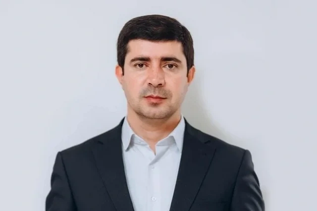 Azərbaycanda dövlət agentliyinin sədri vəzifəsindən azad edildi