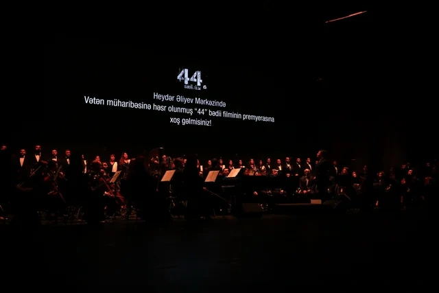 "44" bədii filminin premyerası baş tutub: Arzu Əliyeva və Alyona Əliyeva təqdimatda iştirak ediblər - Foto