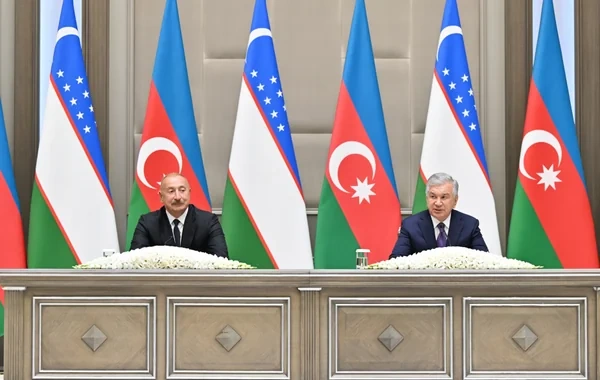 Azərbaycan və Özbəkistan prezidentləri mətbuata bəyanatlarla çıxış ediblər - FOTO