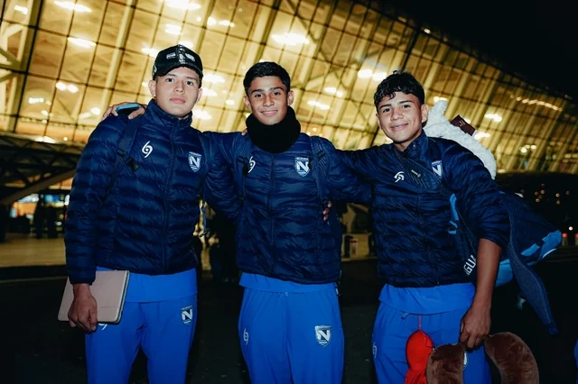 FIFA U-15 Dünya Çempionatı və Festivalının ilk iştirakçısı Azərbaycana gəlib - Foto