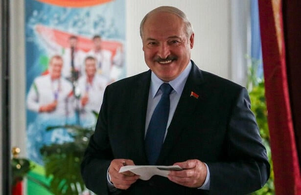 Belarusla Özbəkistan strateji tərəfdaş olur