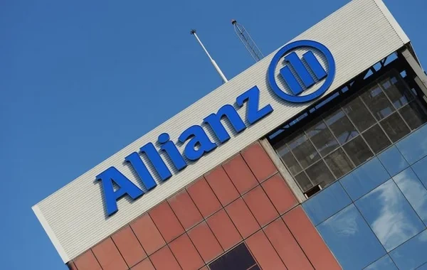 Fars körfəzində dənizçilik böhranı: 1200 gəmi boğazı keçə bilmir