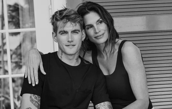 Məşhur supermodelin oğlu 27 yaşında öldü - Foto