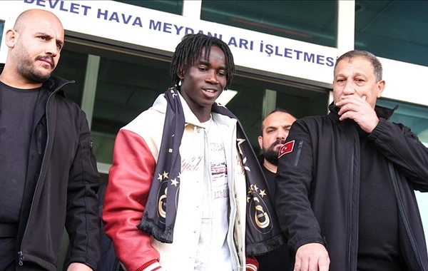 "Qalatasaray"ın yeni transferi İstanbula çatdı