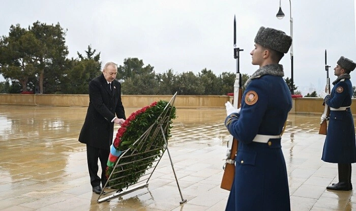 İlham Əliyev Şəhidlər Xiyabanını ziyarət etdi