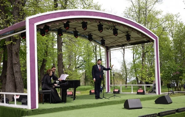 Şuşada keçirilən "Xarıbülbül" festivalı konsert proqramı ilə başa çatdı - FOTO - VİDEO