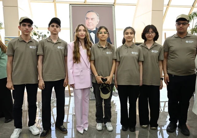 "Zəkaların mübarizəsi II" olimpiadasının final mərhələsi keçirilib - FOTO