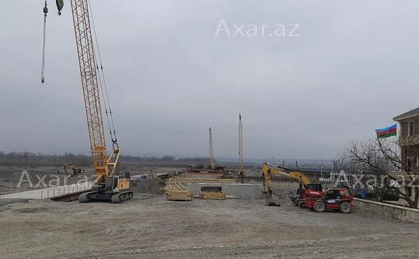 Qaradağda yeni avtomobil körpüləri tikilir