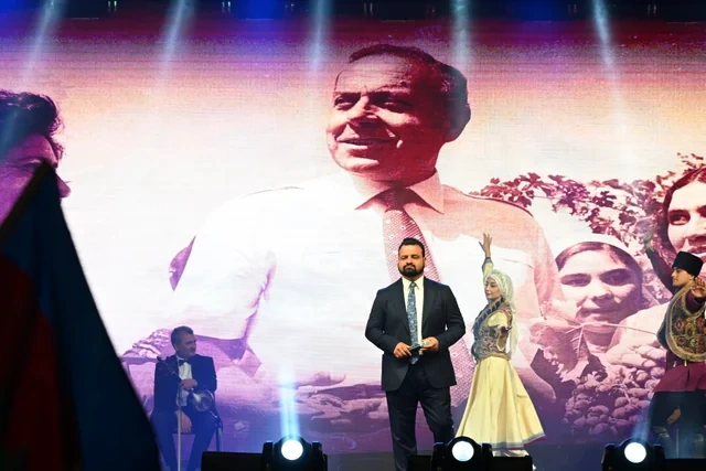 Bakıda Milli Qurtuluş Gününə həsr olunan bayram konserti keçirilib - VİDEO