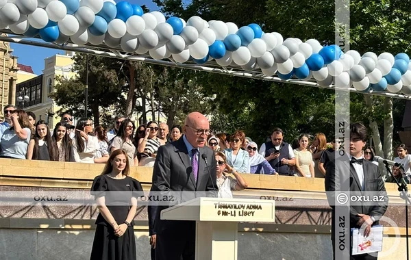 Nazir müavini: "Bu günün məzunlarının yeni dövrün çağırışlarına cavab verəcəyinə inanıram"
