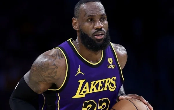 Dördqat NBA çempionu Lebron Ceyms komandasını dəyişmək qərarına gəlib