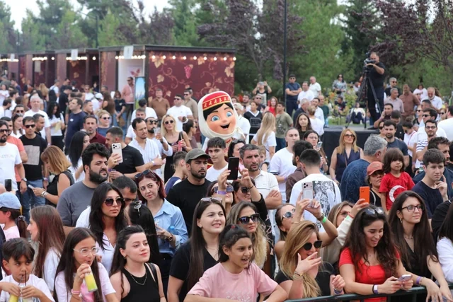 Şamaxıda Üzüm və Şərab Festivalı başa çatıb - Foto - Video