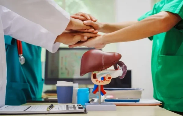 Qaraciyər transplantasiyasında inqilabi addım: Xəstələr dərmansız yaşaya biləcəklər