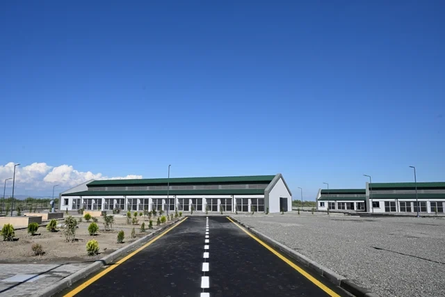 Leyla Əliyeva Yevlaxda Sahibsiz Heyvanlara Qayğı Mərkəzinin regional bölməsinin açılışında iştirak edib - FOTO