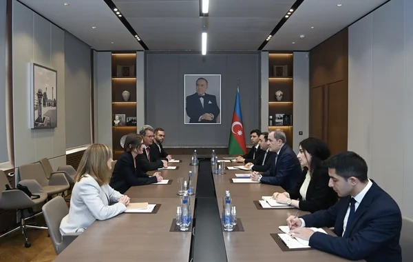 Azərbaycanda ofisi bağlanan BQXK rəhbəri Ceyhun Bayramovla görüşdü: DETALLAR - FOTO