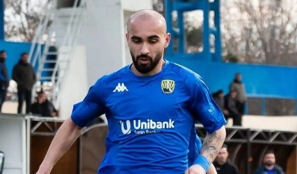 "Kəpəz"in futbolçusunun bıçaqlanması: cinayət işi açıldı