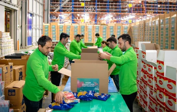 "PAŞA Holding" şəhid övladlarına bayram sovqatları çatdırır - FOTO