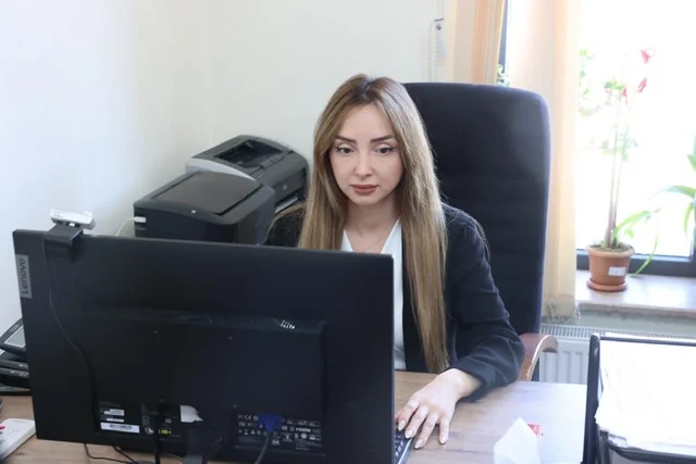 Xankəndi şəhərində dünyaya gələn ilk uşağın anasına VƏZİFƏ VERİLDİ - FOTO