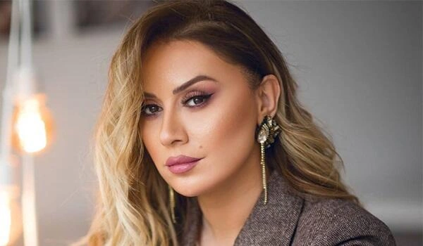 Roza Zərgərli Kadırovla bir arada - Foto