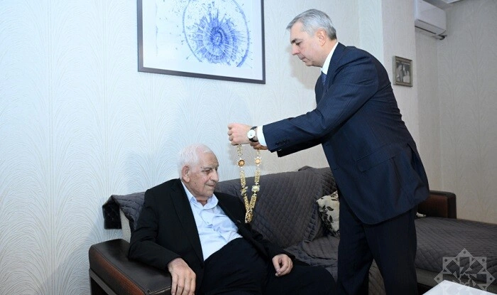 Həsənzadəyə “Heydər Əliyev” ordeni təqdim olundu - Foto