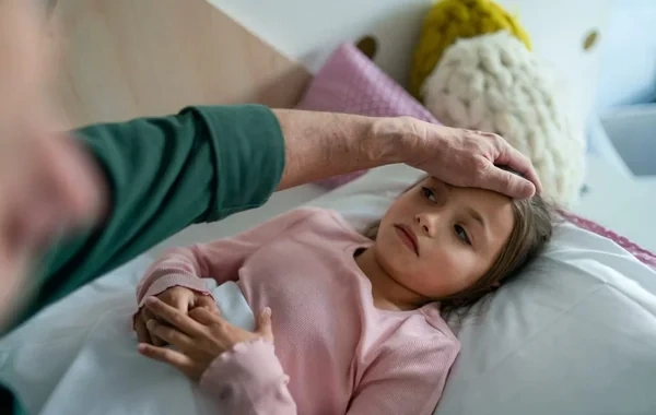 Pediatr uşaqların immun sistemi üçün vacib qidaları AÇIQLADI