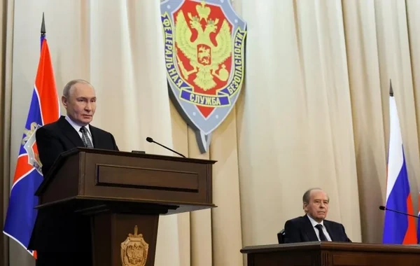 Putin: "Türk axını" və "Mavi axın" qaz kəmərlərini partlatmağa cəhd edirlər"