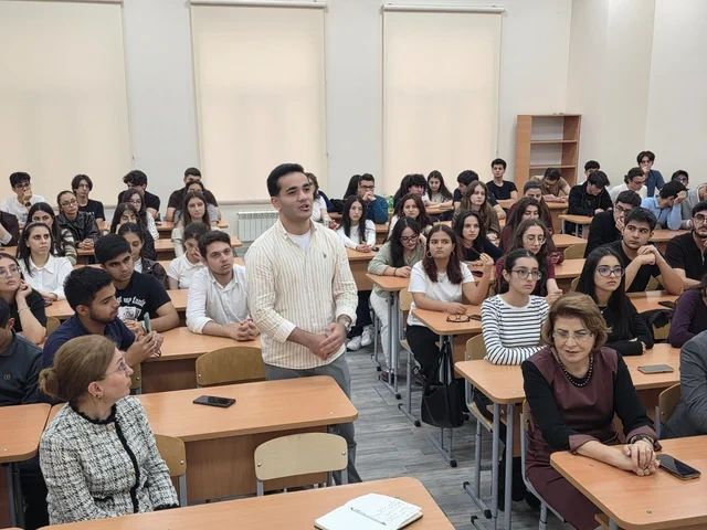 Oksford universitetinin məzunu, gənc mütəxəssis TAU tələbələrinə seminar keçib - Foto