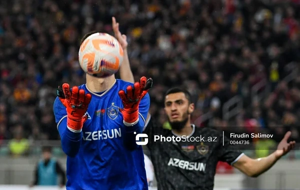 "Qarabağ"ın sabiq qapıçısı "Sabah"a keçdi - FOTO