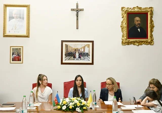 Romada Leyla Əliyeva ilə Müqəddəs Arxeologiya üzrə Pontifik Komissiyasının katibinin görüşü olub - FOTO